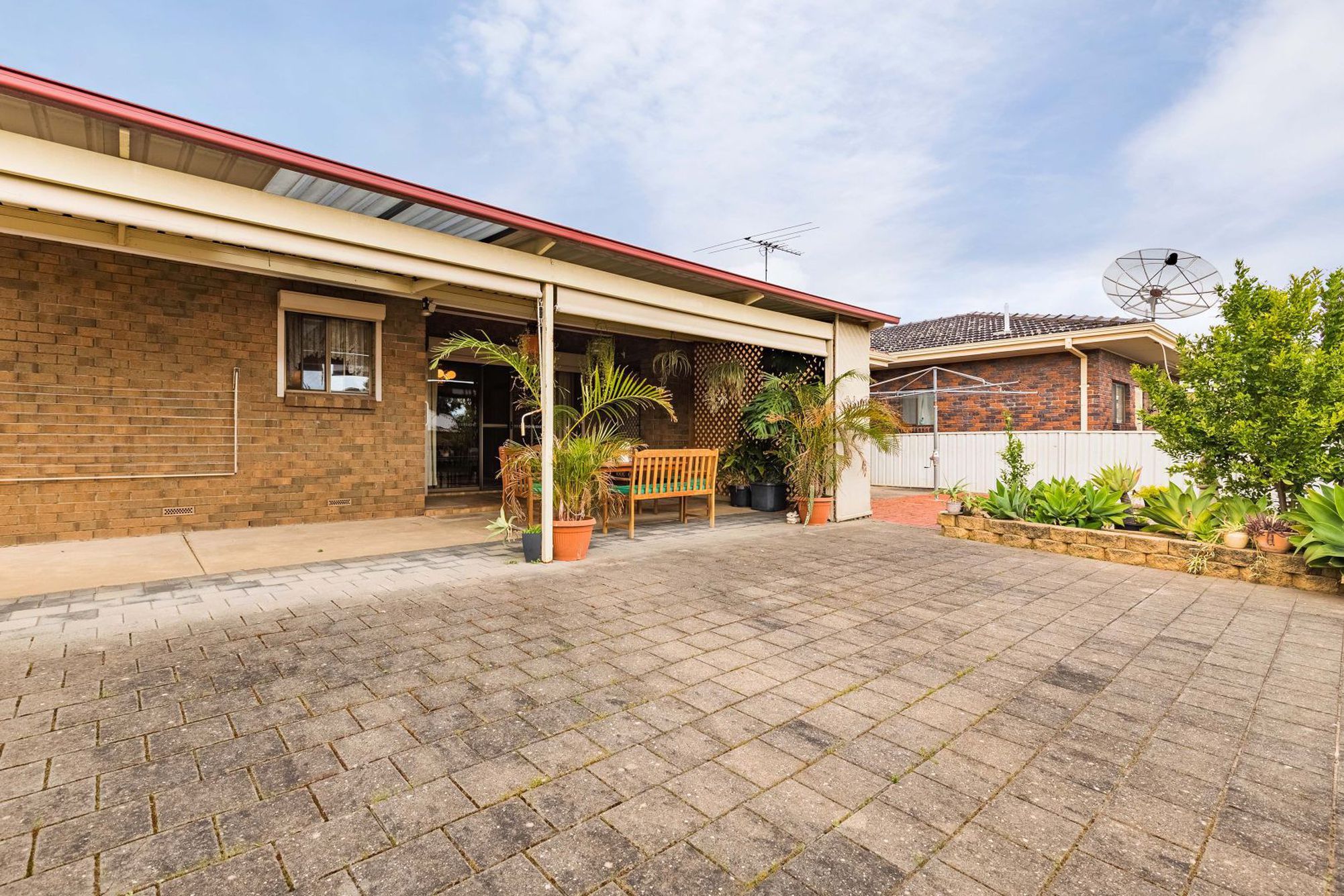 8 Sunbeam Road, Glynde