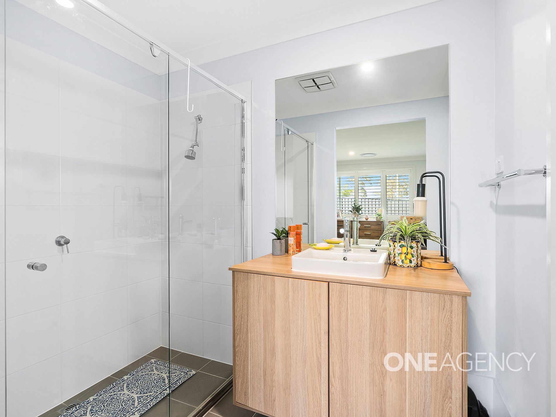 10 Catalina Place, Badagarang