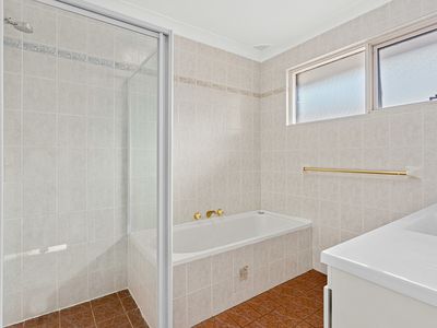 34 Edgeworth Avenue, Kanahooka