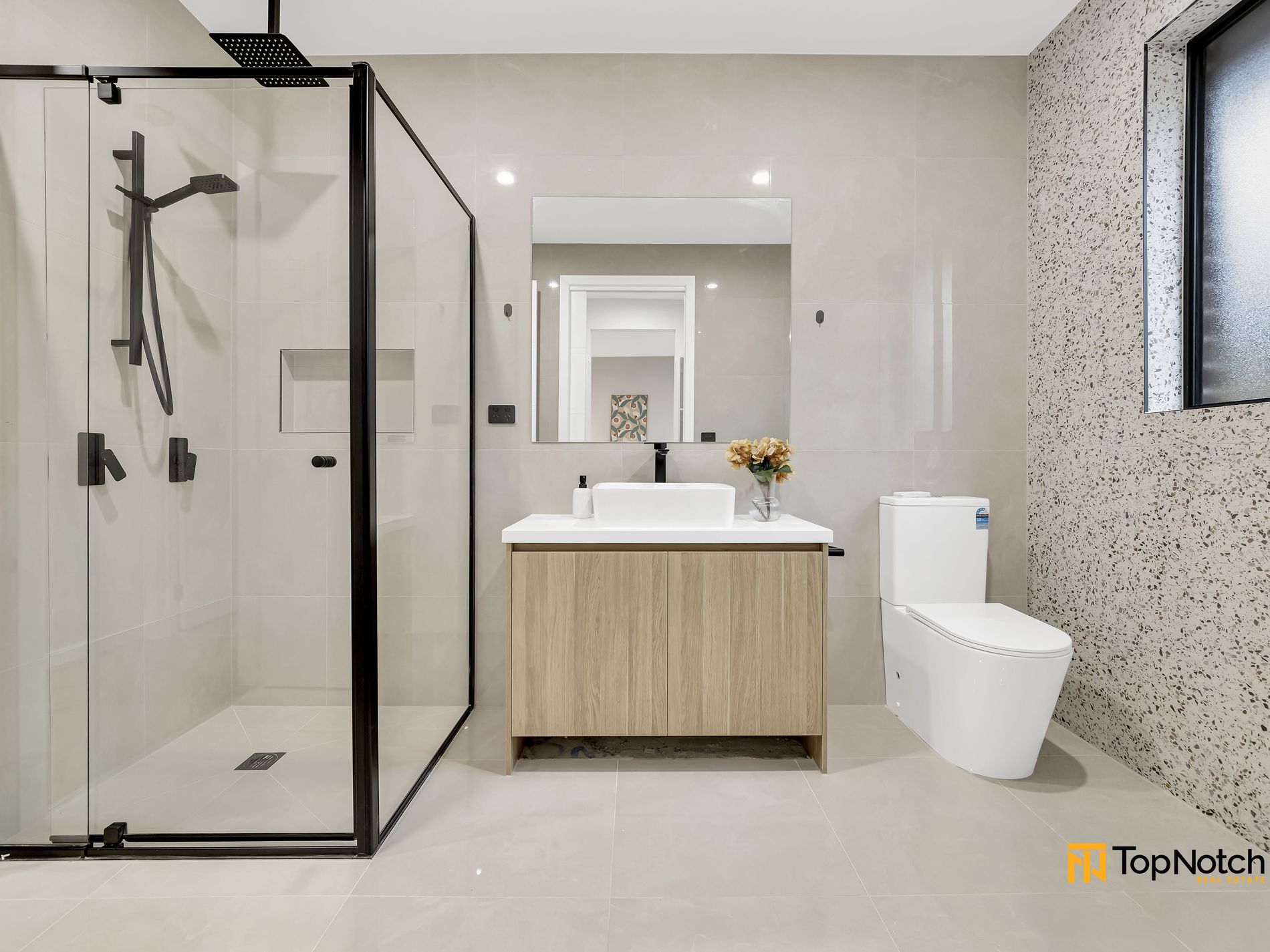 18 Ambient Crescent, Beveridge
