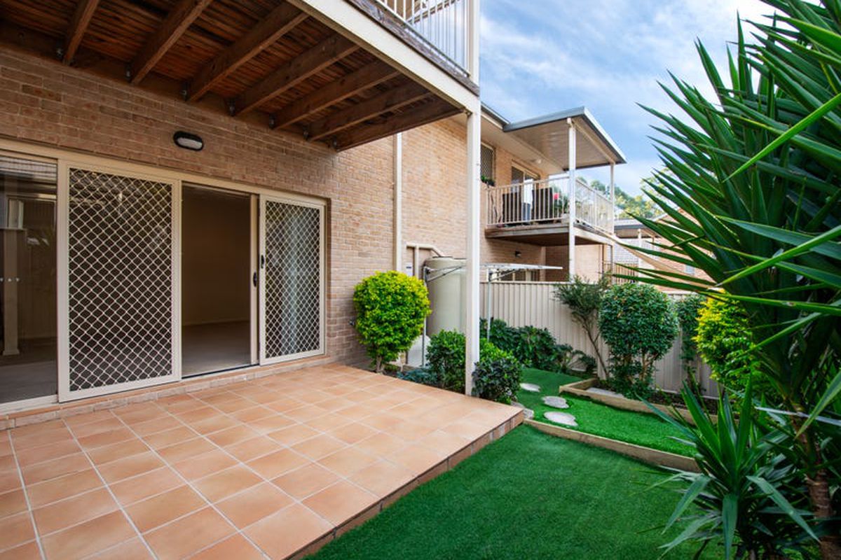 2 / 12 Jennie Cox Close, Erina