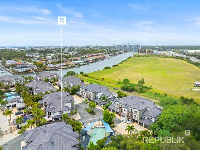 71 / 88-98 Limetree Parade, Runaway Bay