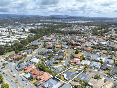 13 Zeller Crescent, Arundel