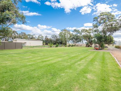 14 Dean Drive, Kialla