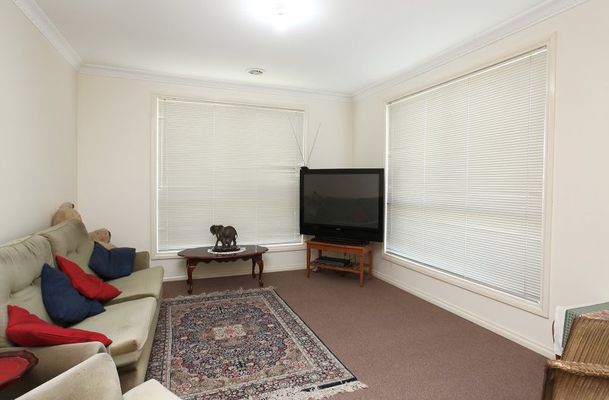 5 / 2-4 Catherine Avenue, Tullamarine