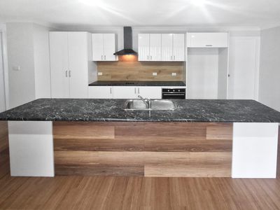 2 Olivia Place, North Rothbury