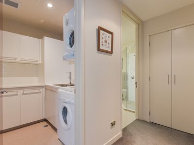 106 / 283 Wakefield Quay, Stepneyville