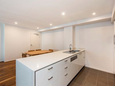 107 / 172 Railway Parade, West Leederville