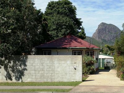 69 Coonowrin Road, Glass House Mountains