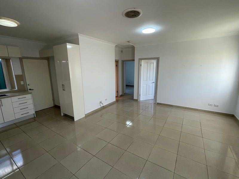19A Holland Crescent, Casula