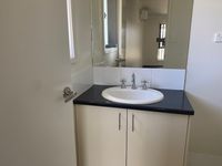 2 Thames Drive, Regents Park