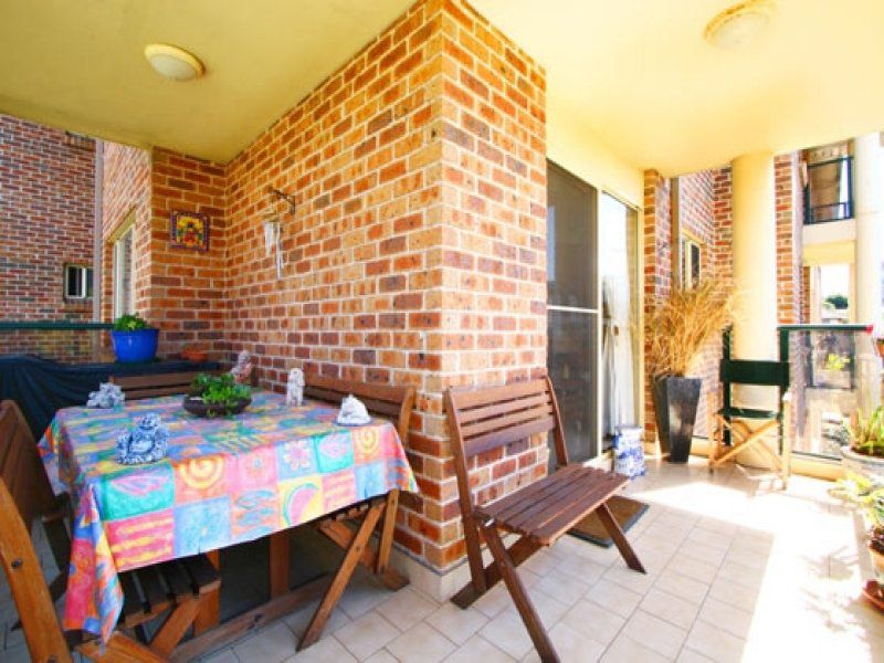 12 / 36A Smith Street, Wollongong