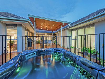 10 Macquarie St, Wakerley