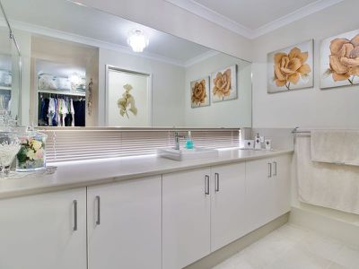 11 Taaruuk Street , Baldivis