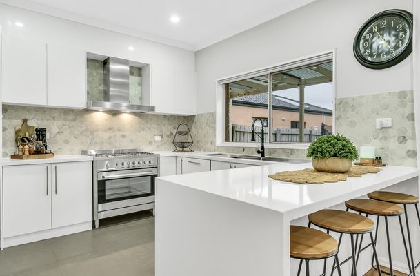 50 Athol Avenue, Roxburgh Park
