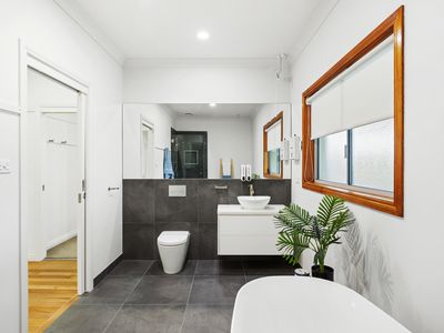 62 Fitzroy Street, Sale