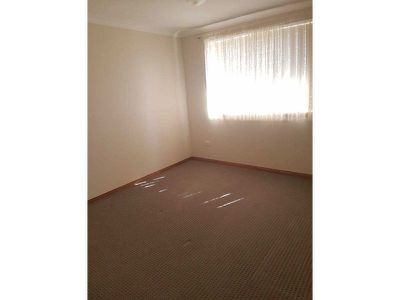 1 / 6 Victoria Place, Forster