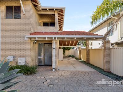 4 / 6 Mary Street, Como