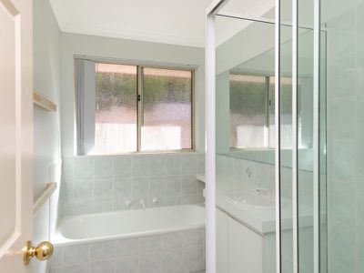 4B Wyllie Way, Hannans