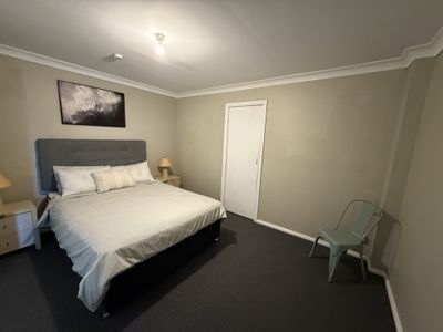 25 WOODBRY CRESCENT, Oxley Vale