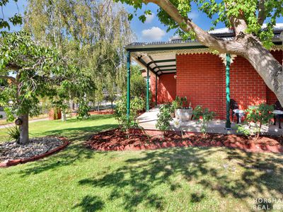 12 Farrar Avenue, Horsham