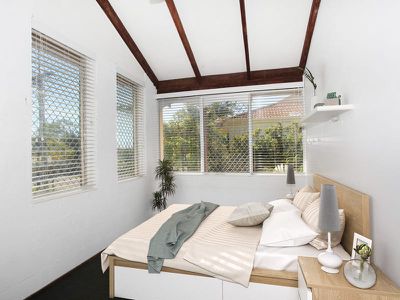 1 / 21 Pangarinda Place, Mooloolaba