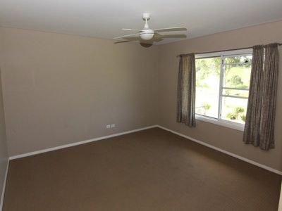 3734 The Bucketts Way, Krambach