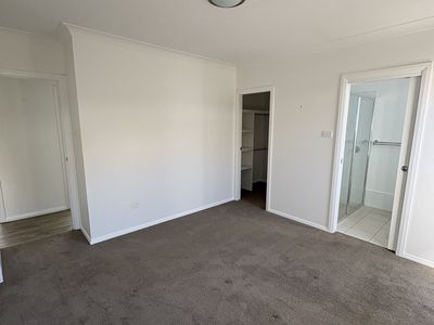 34B Magnolia Boulevard, Dubbo