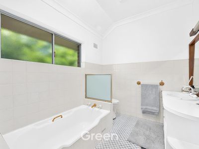 16 Dunshea Street, Denistone West