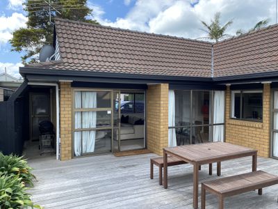 2/26 Kitchener Road, Takapuna