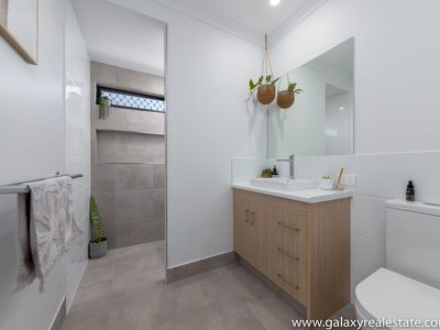 23 Headlands Esplanade, Innes Park