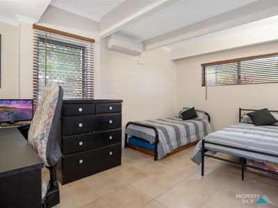 9 Turquoise Close, Bayview Heights