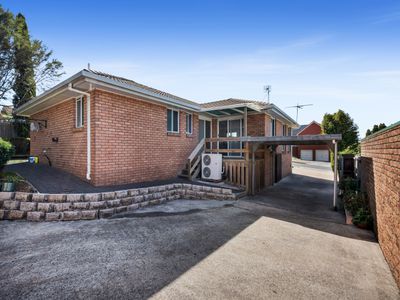 20 Delta Avenue, Youngtown