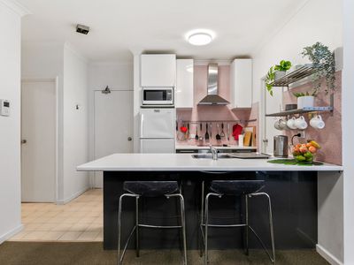 1 / 11 Regal Place, East Perth