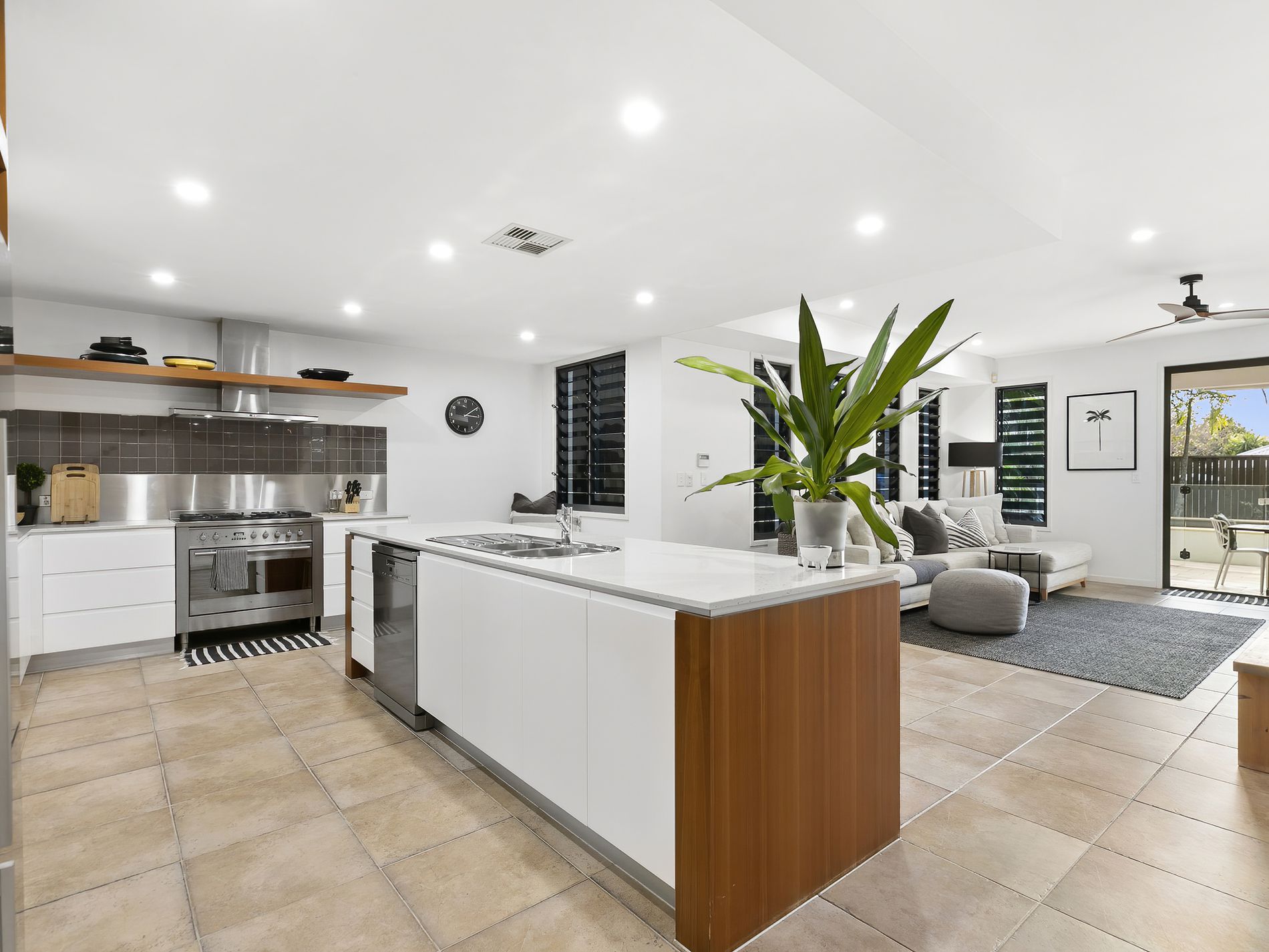 44 / 115 Peregian Springs Drive, Peregian Springs