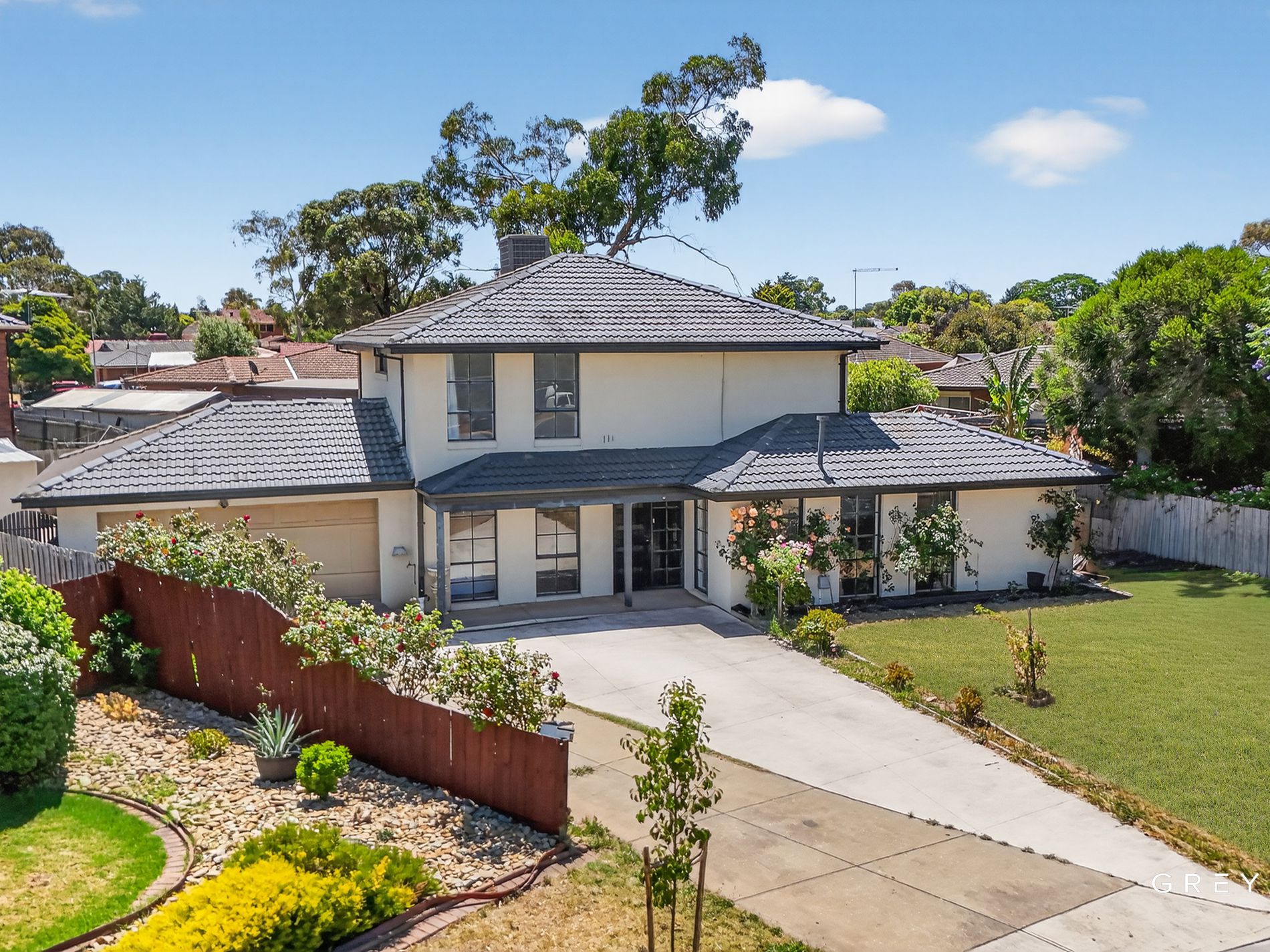 8 St John Place, Melton West