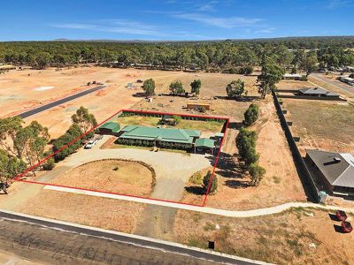 6 Hakea Road, Huntly