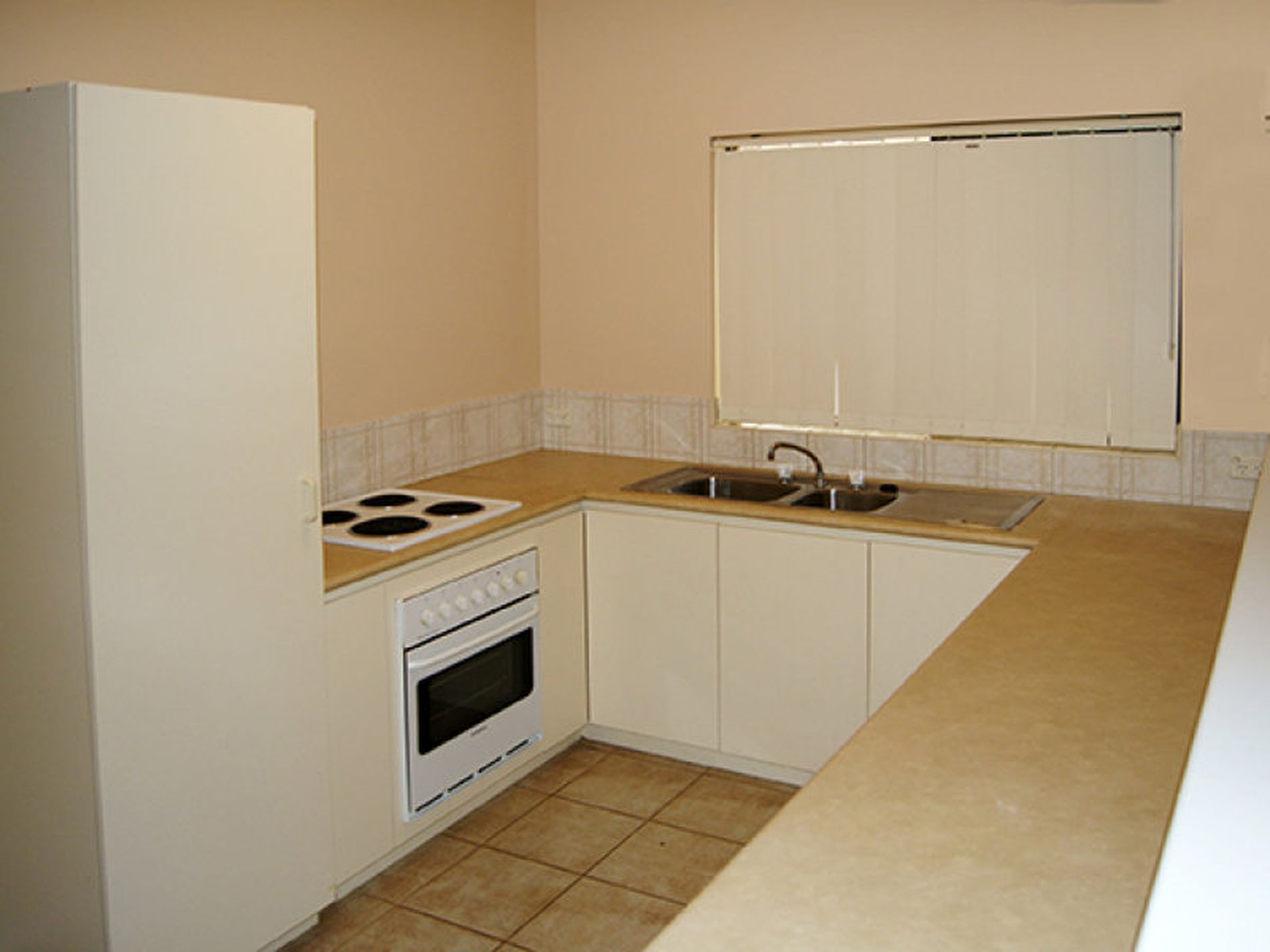 2 Downey Way, Kalgoorlie