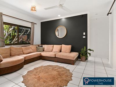 28 Maple Street, Holloways Beach