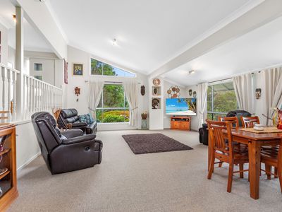 12 Chelmsbrook Drive, Rainbow Flat
