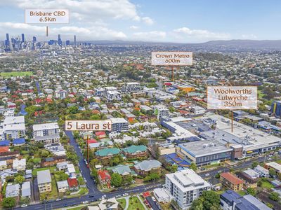 3 / 5 Laura Street, Lutwyche