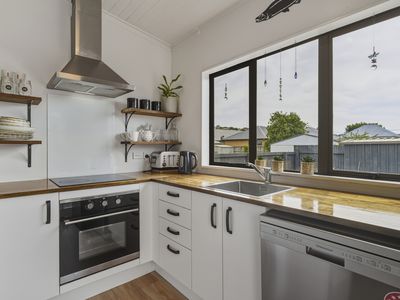 30 Baker Street, Caversham