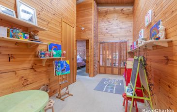 13 Armstrong Road, Beaconsfield Upper