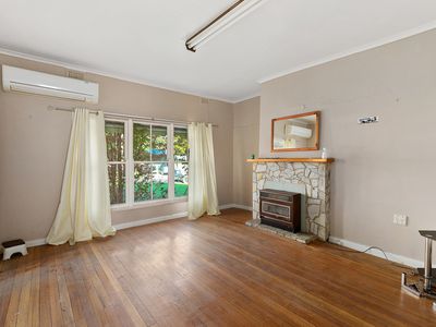 13 DELHI STREET, Seymour