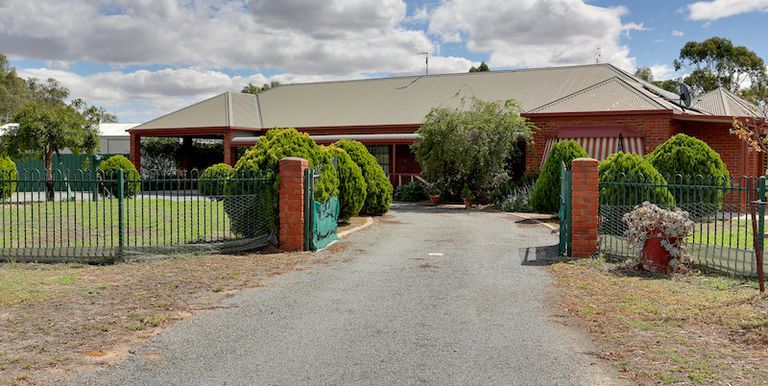 8 Caulfield Street, Violet Town