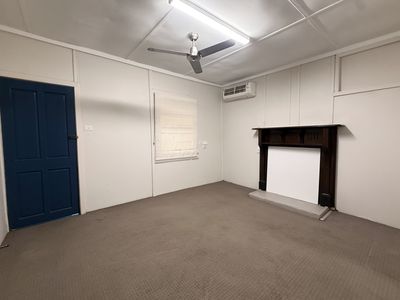37 Little Wambat Street, Forbes