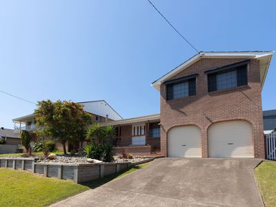 50 LAKEVIEW CRESCENT, Forster
