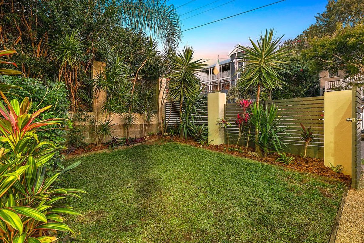 1 / 59 Clive Street, Annerley