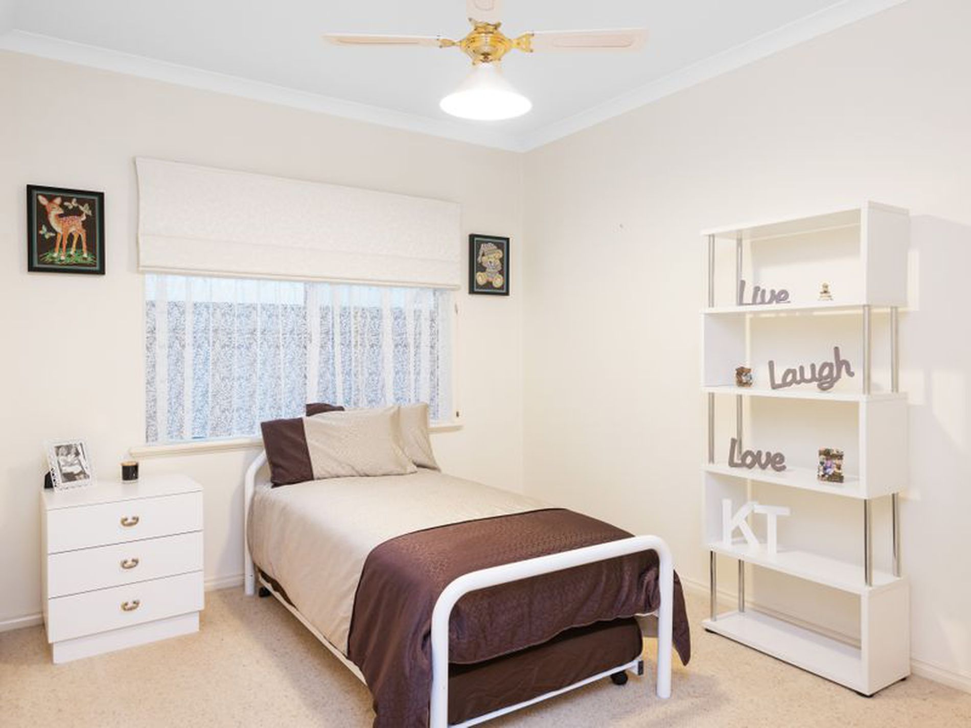 25 Heston Court, Somerville