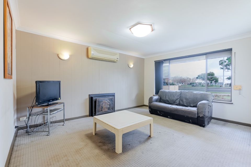 66 Council Avenue , Rockingham
